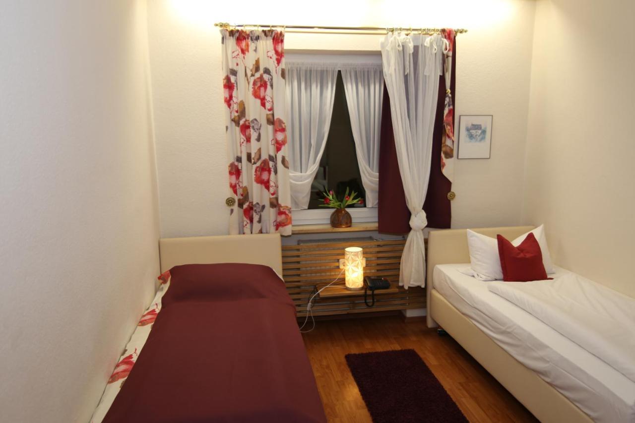 נוישטט אן דר ואלדנאב Hotel Grader מראה חיצוני תמונה