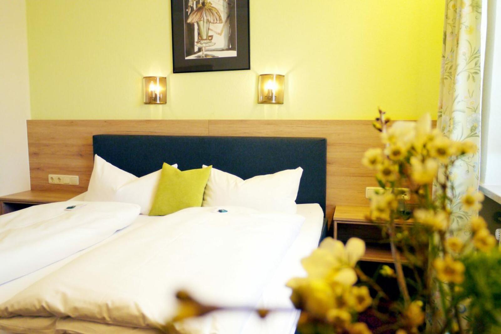 נוישטט אן דר ואלדנאב Hotel Grader מראה חיצוני תמונה