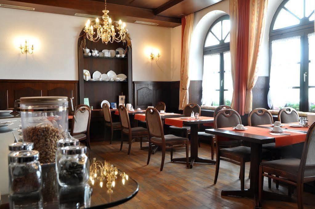 נוישטט אן דר ואלדנאב Hotel Grader מראה חיצוני תמונה